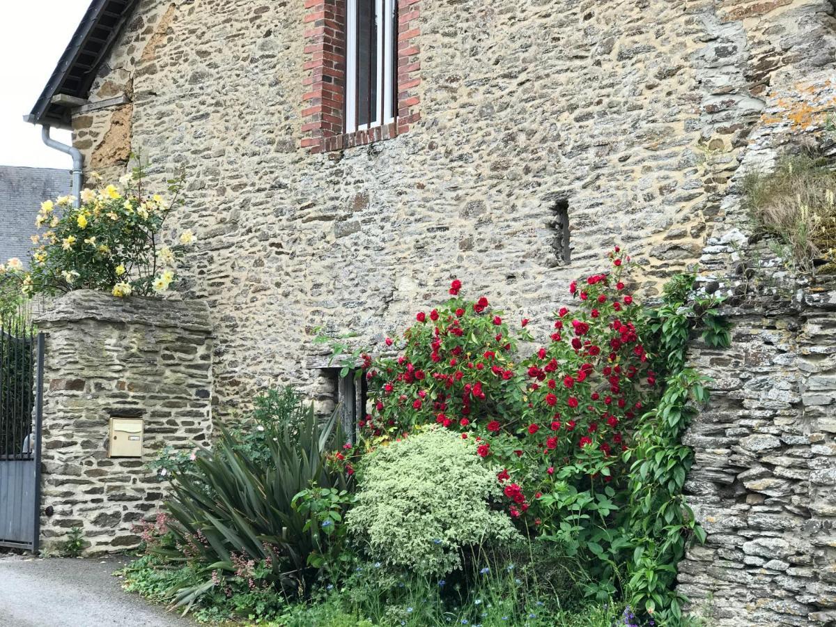 La Longre Hotel Cerisy-la-Foret Buitenkant foto